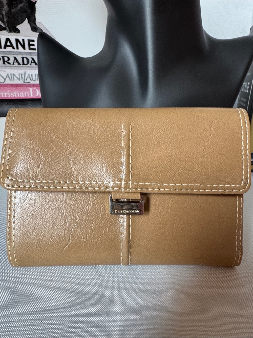 Liz Claiborne Tan Leather Fold Wallet with Silver-Tone Clasp